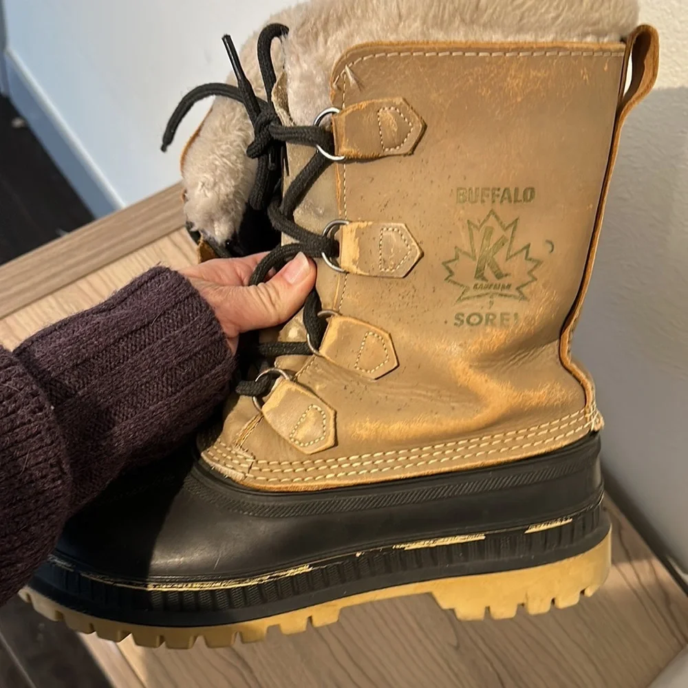 VTG Sorel Made in Canada snow boots Buffalo Kaufman